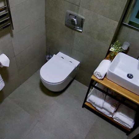Apartel 4*